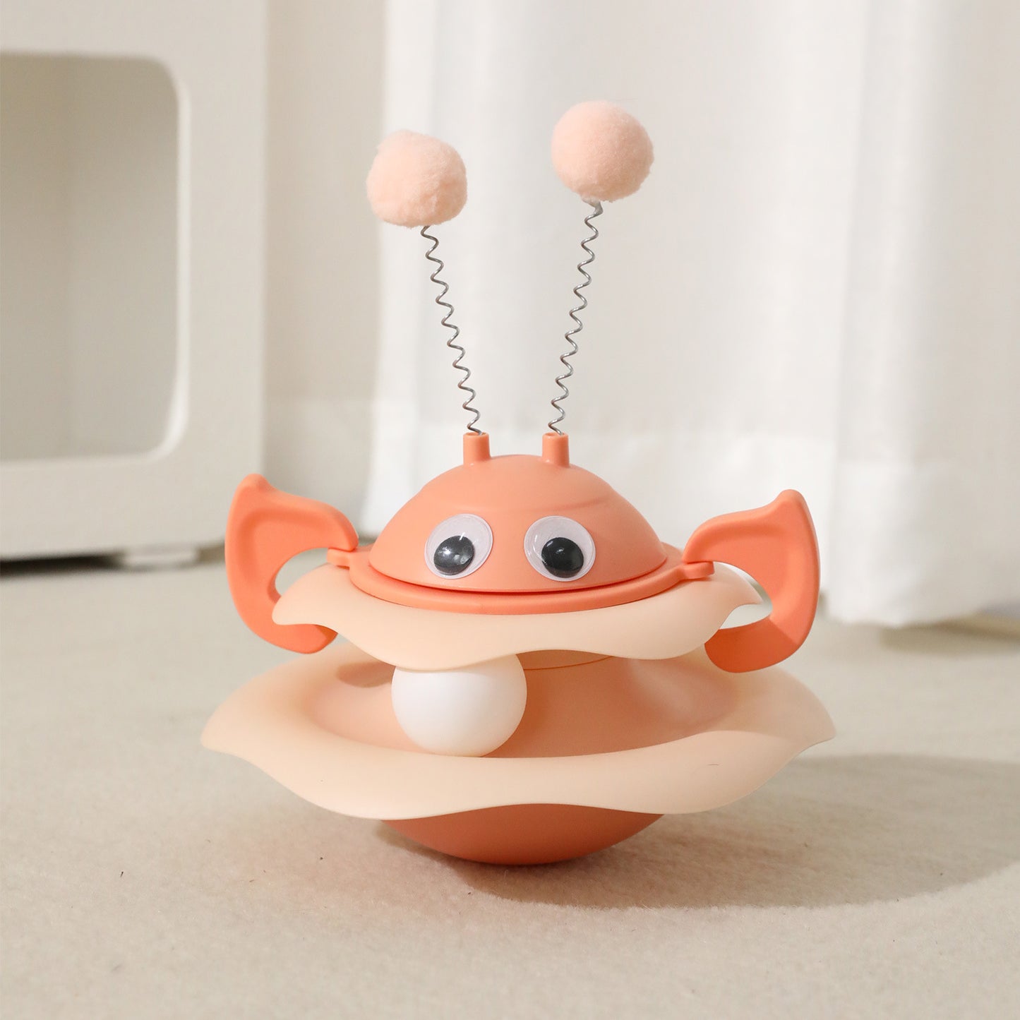 Bee-Shaped Wobble Toy for Cats – Interactive Spinning Fun, Durable & Chew-Resistant Play Toy for Kitty Entertainment