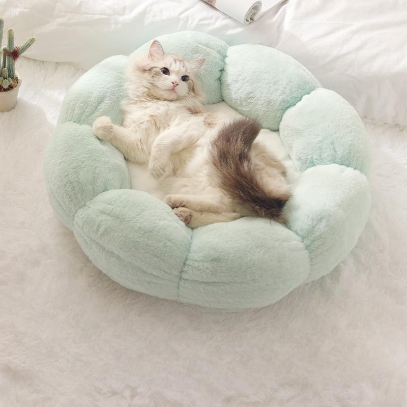 Winter Warm Flower Cat Bed, Round Plush Pet Nest for Cats and Small Dogs